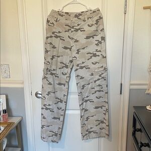 RSQ Gray and White Camouflage Pants